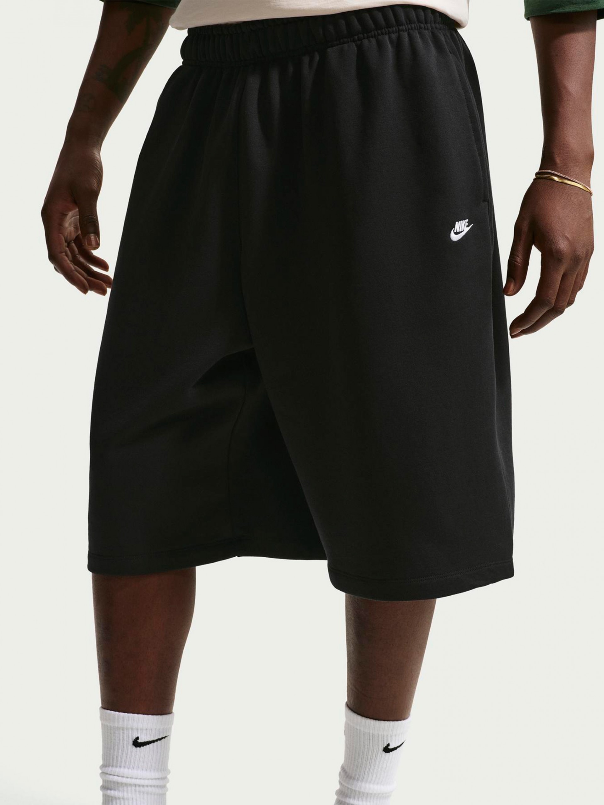 Calções Nike Sportswear Club Oversized Pretos Para Homem