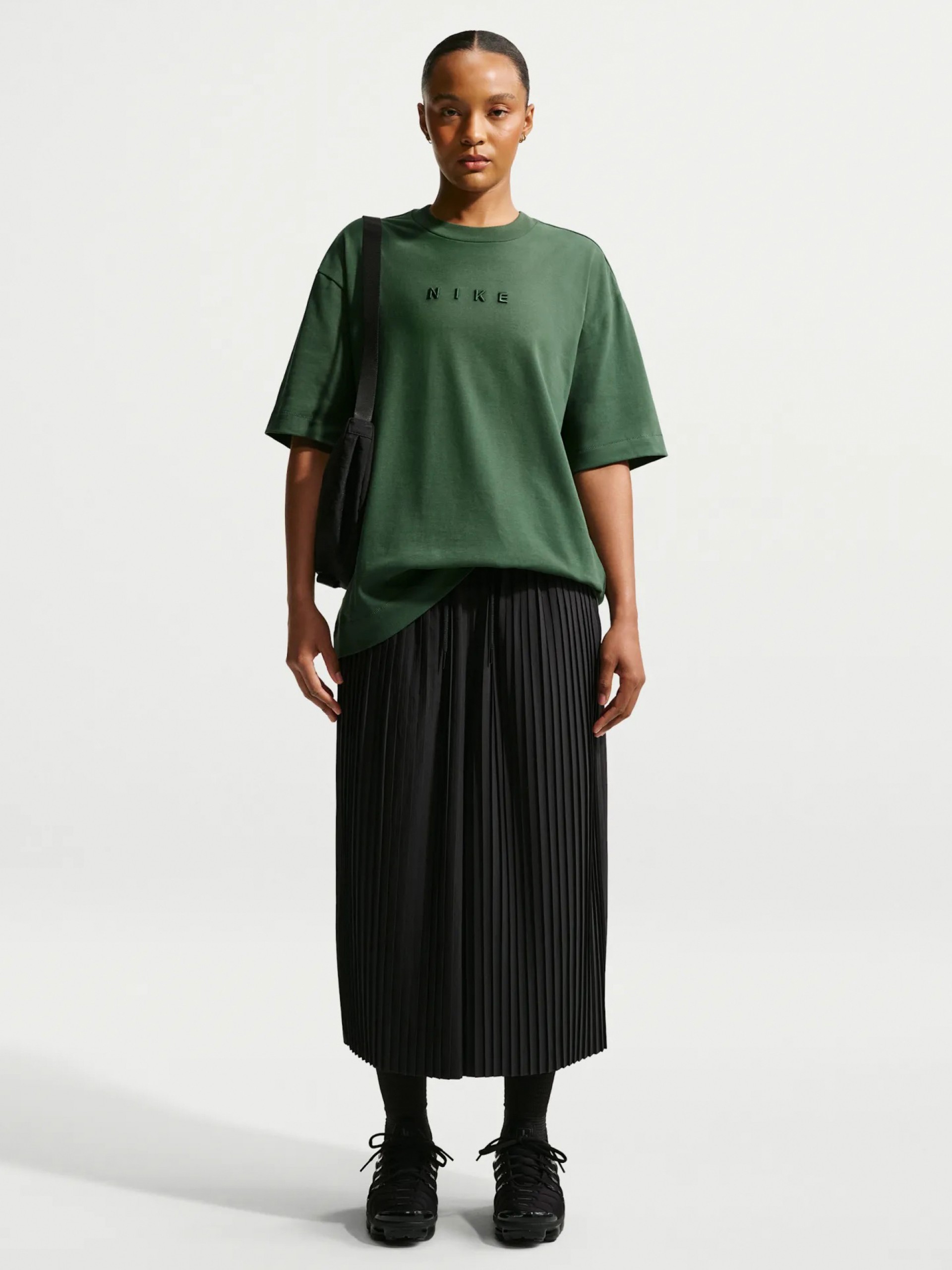 T-shirt Nike Sportswear Oversized Verde Para Mulher