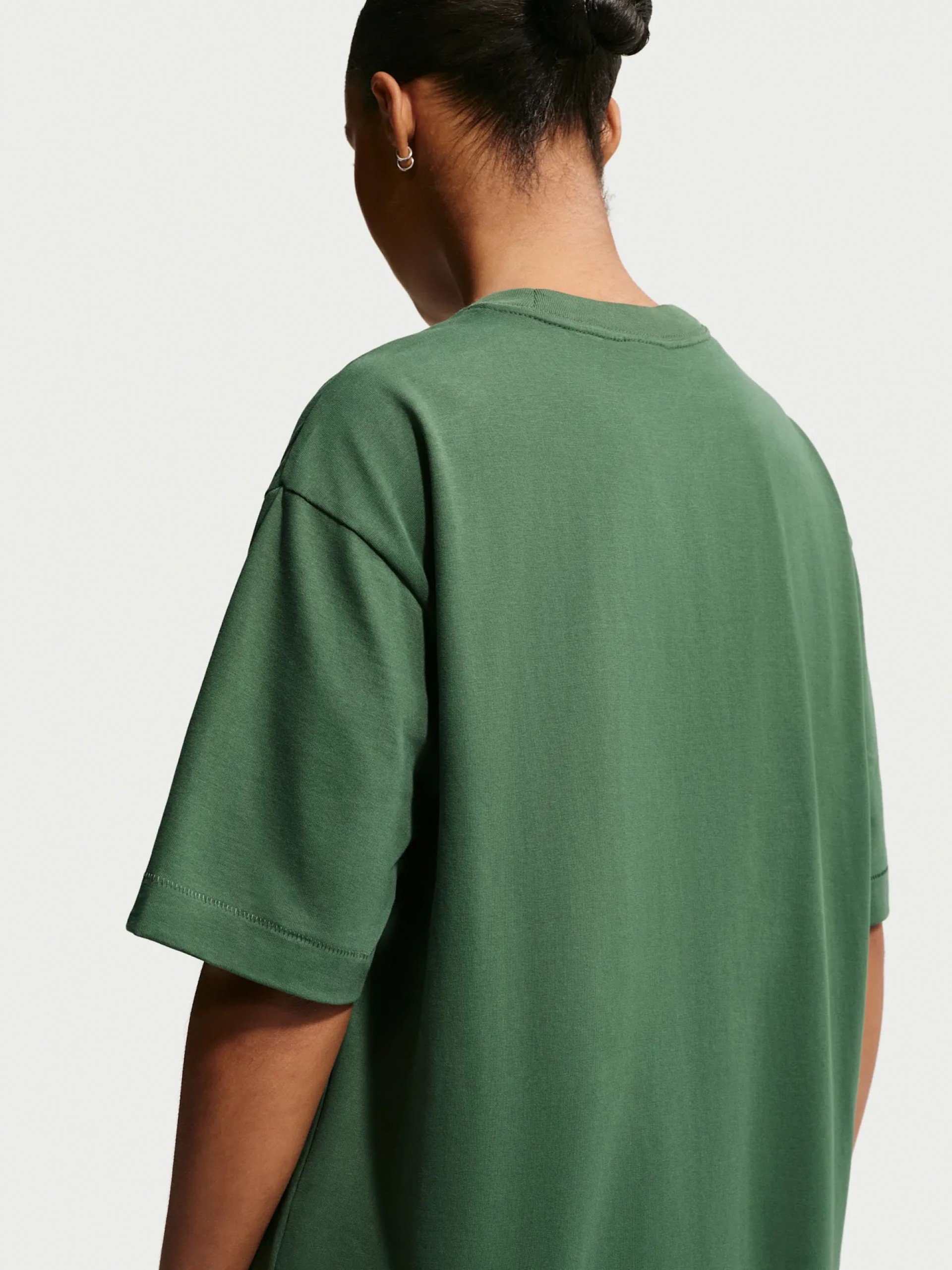 T-shirt Nike Sportswear Oversized Verde Para Mulher