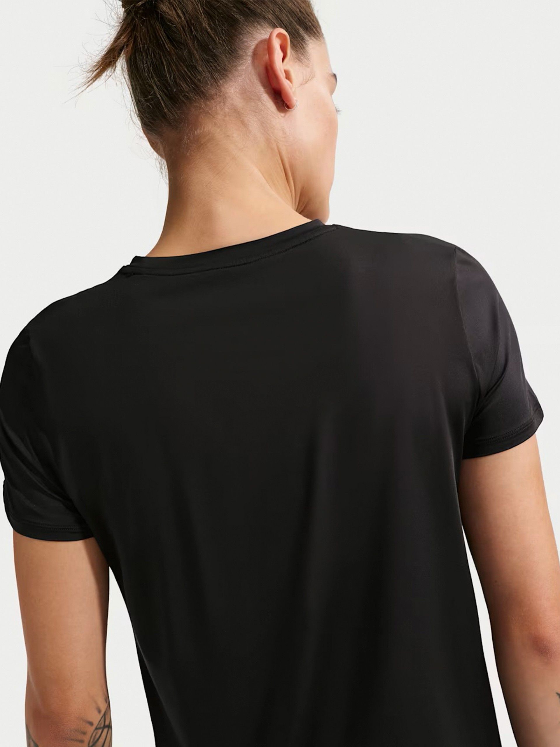 Camiseta de Entrenamiento Nike One Classic Dri-FIT Negra Para Mujer