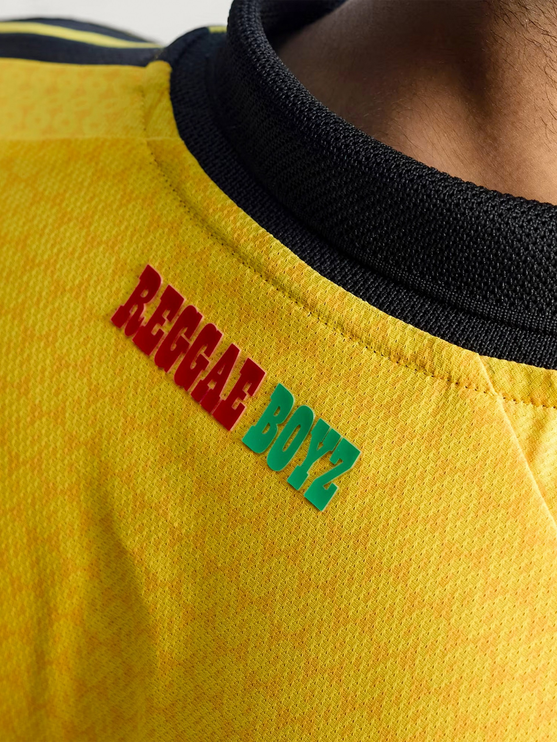 Camisola Adidas JFF Jamaica x Bob Marley Principal Oficial 26