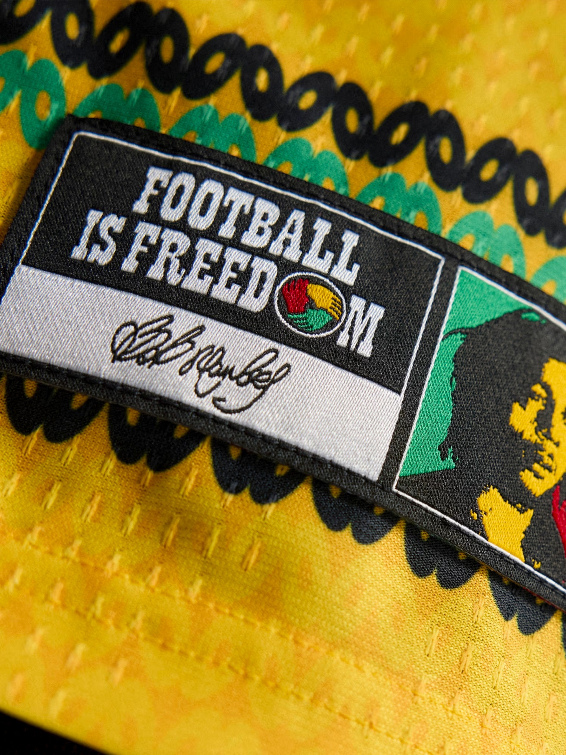 Camisola Adidas JFF Jamaica x Bob Marley Principal Oficial 26
