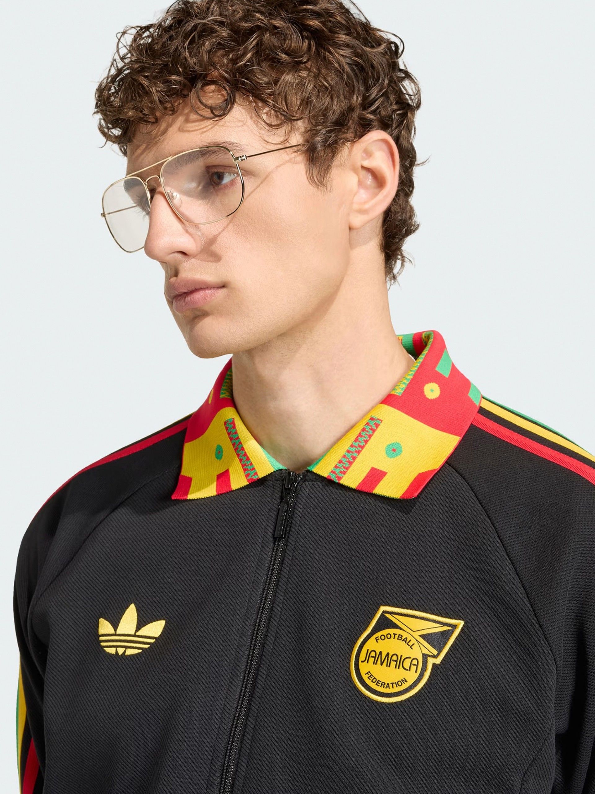 Casaco Adidas Anthem Cores Alternativas JFF Jamaica x Bob Marley Preto