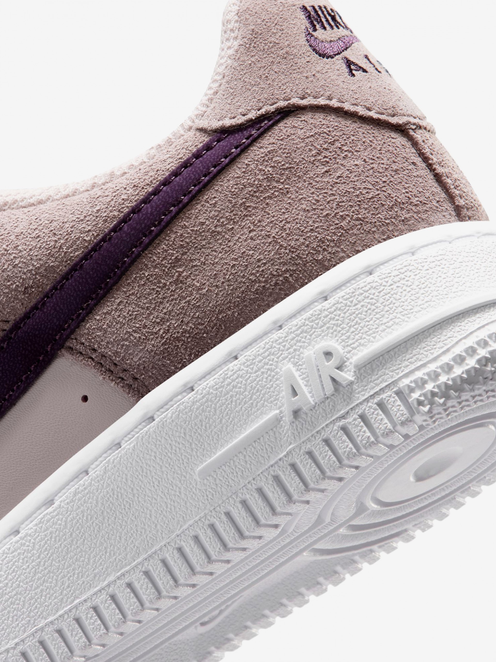 Sapatilhas Nike Air Force 1 Essential+ Rosa e Castanhas Em Pele e Camurça Júnior