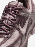 Zapatillas Nike Zoom Vomero 5 Burdeos y Rosa Para Mujer Zapatillas Nike Zoom Vomero 5 Burdeos y Rosa Para Mujer