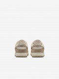 Sapatilhas Nike Dunk Low SE Bege e Brancas Para Mulher