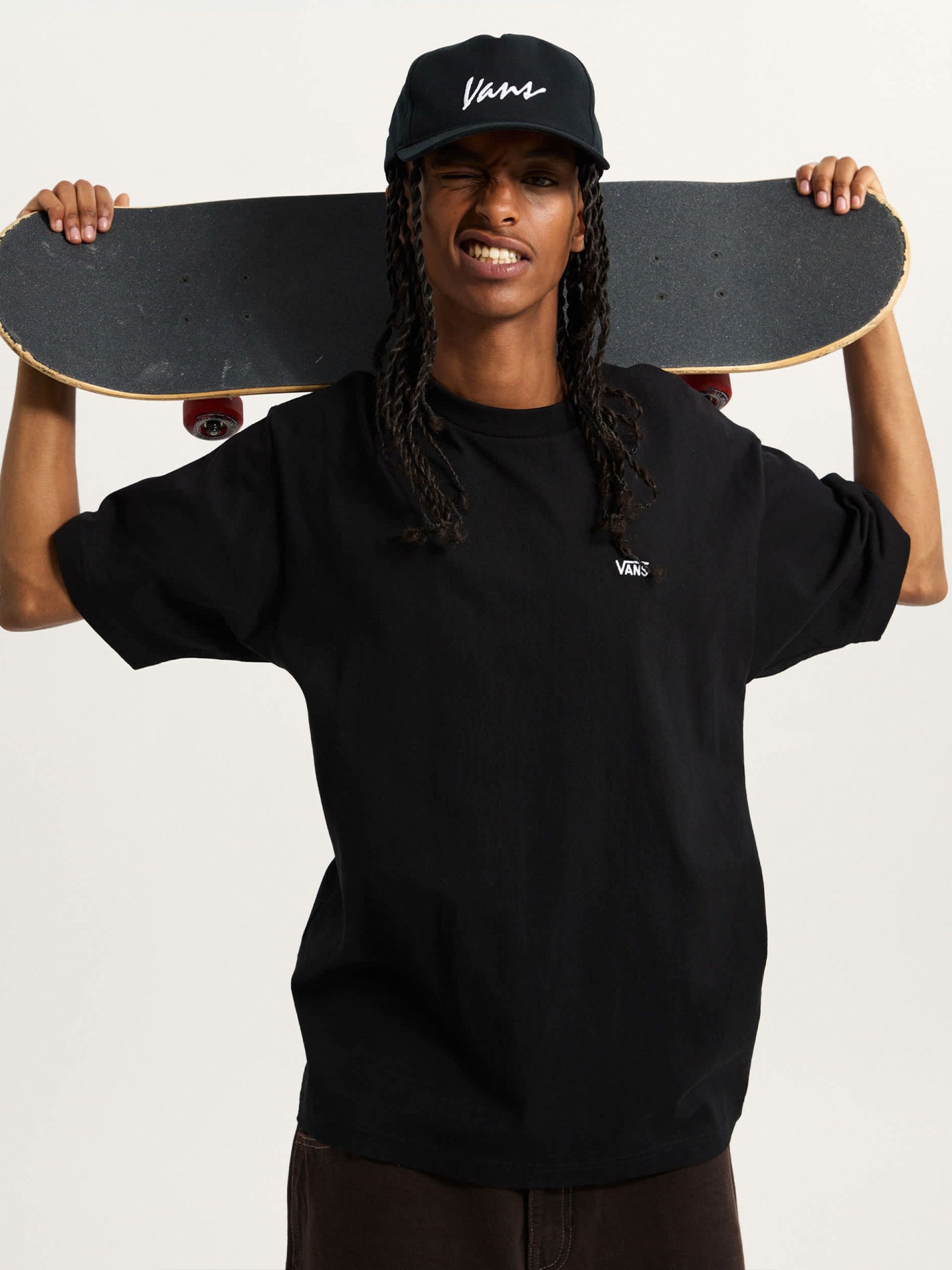 Camiseta Vans Left Chest II Loose Negra