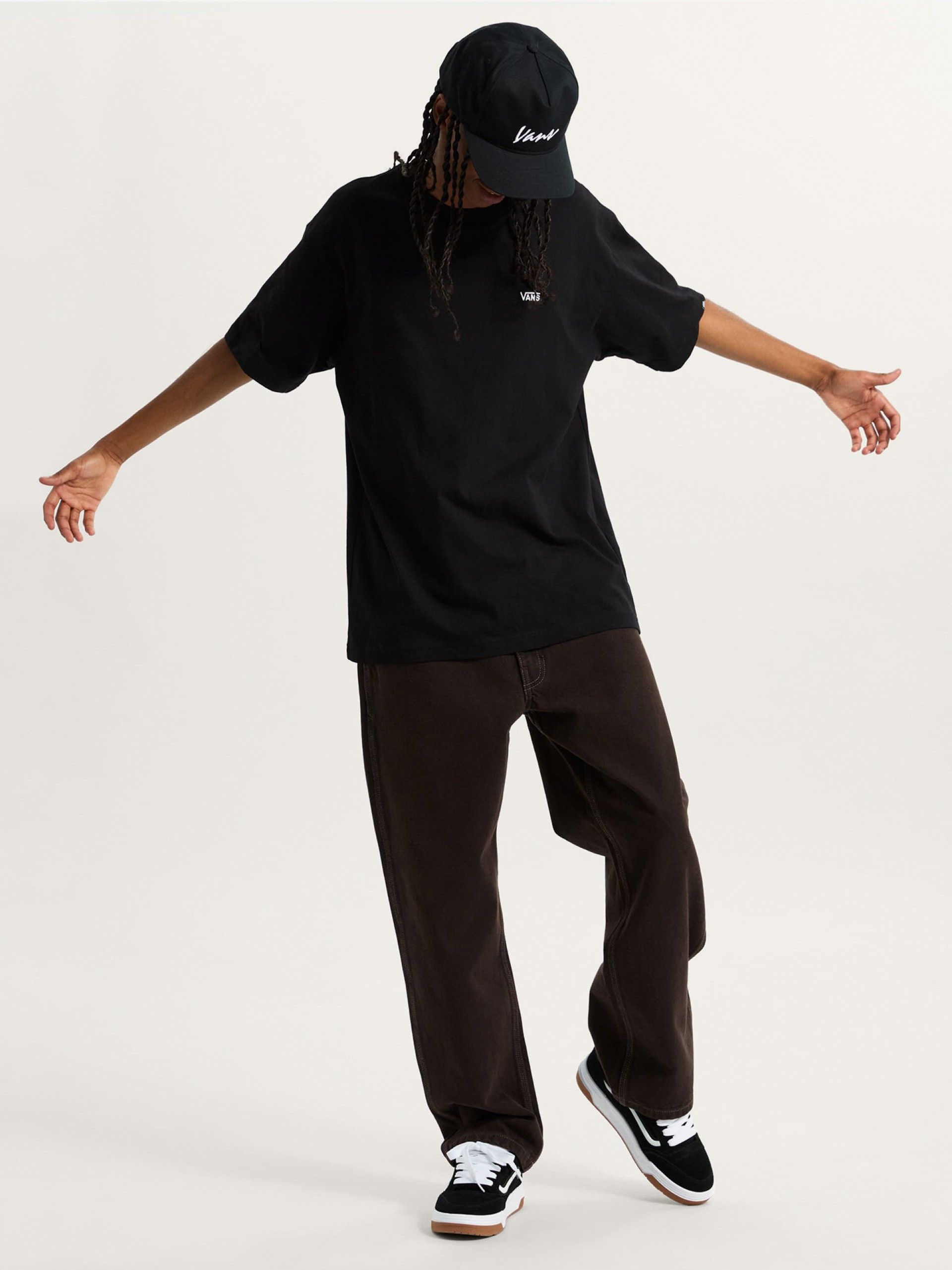 Camiseta Vans Left Chest II Loose Negra