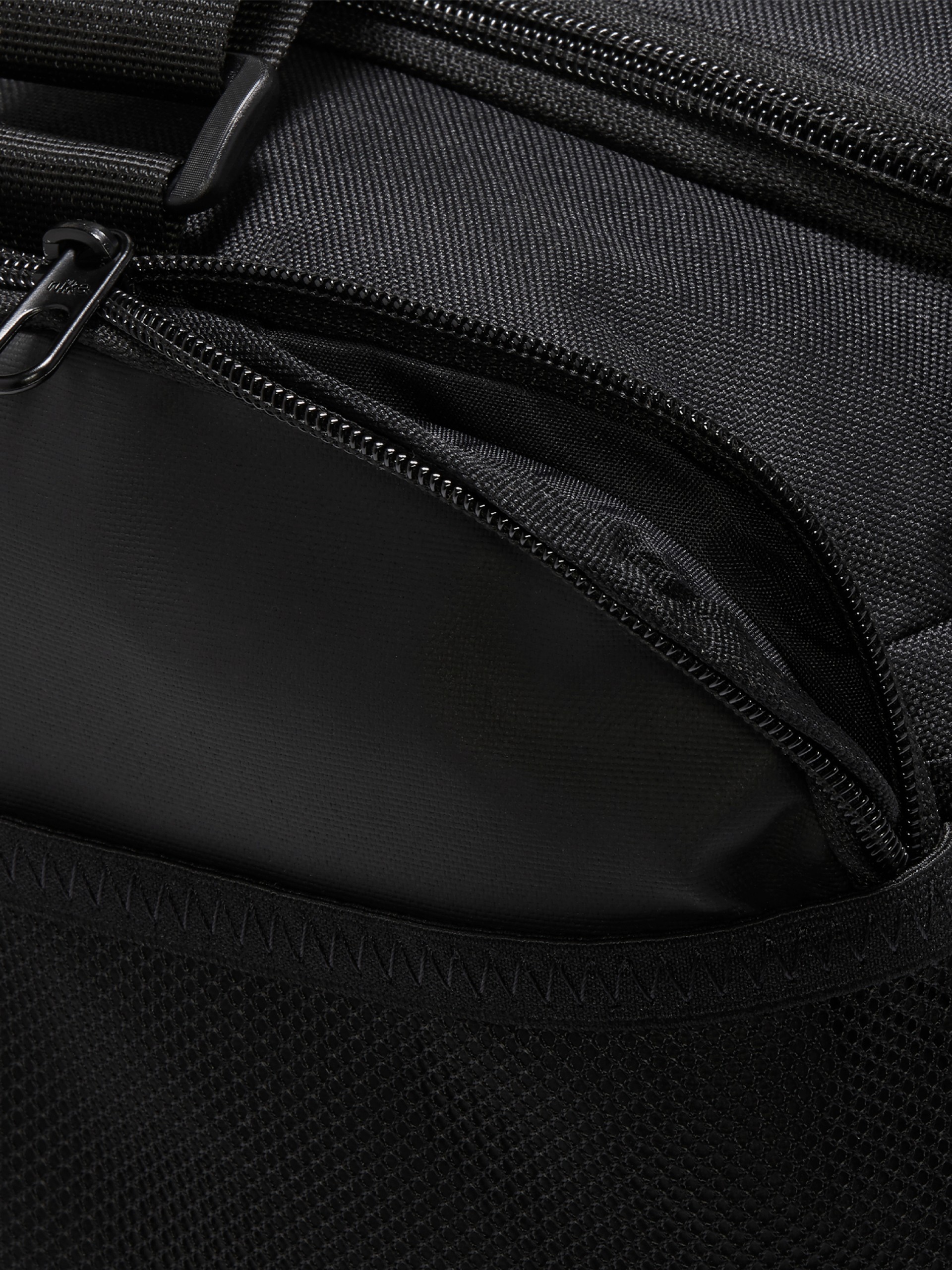 Saco de Futebol Nike Academy Team Duffel Médio 41L Preto