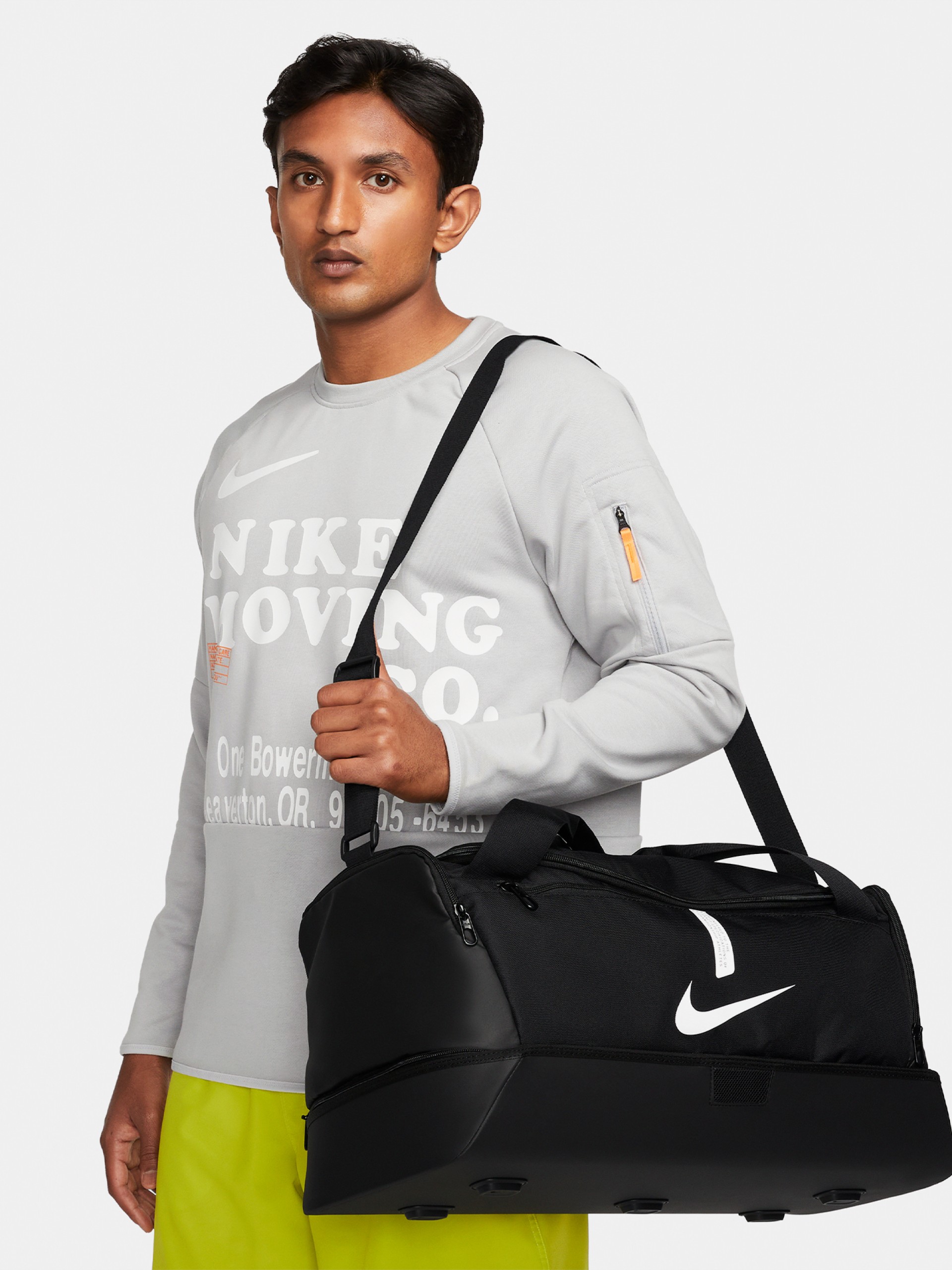 Saco de Futebol Nike Academy Team Duffel Pequeno 37L Preto