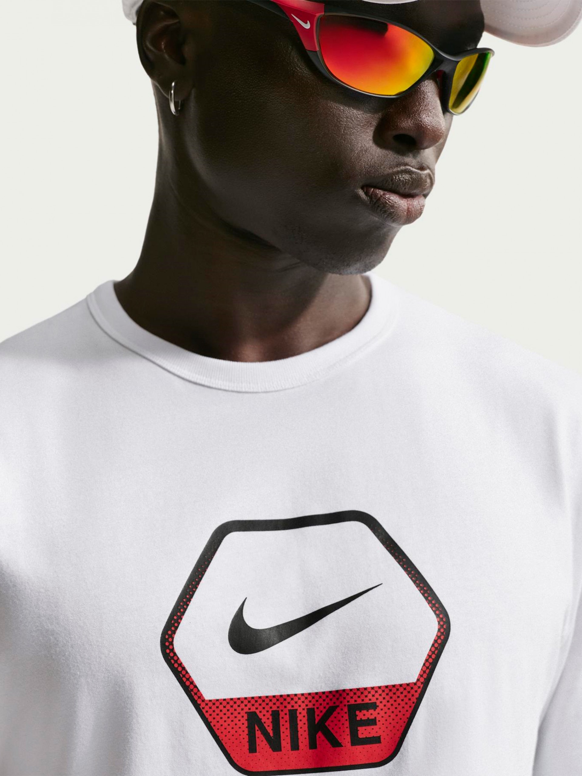 Camiseta Nike Sportswear NSW Graphic Blanca Para Hombre