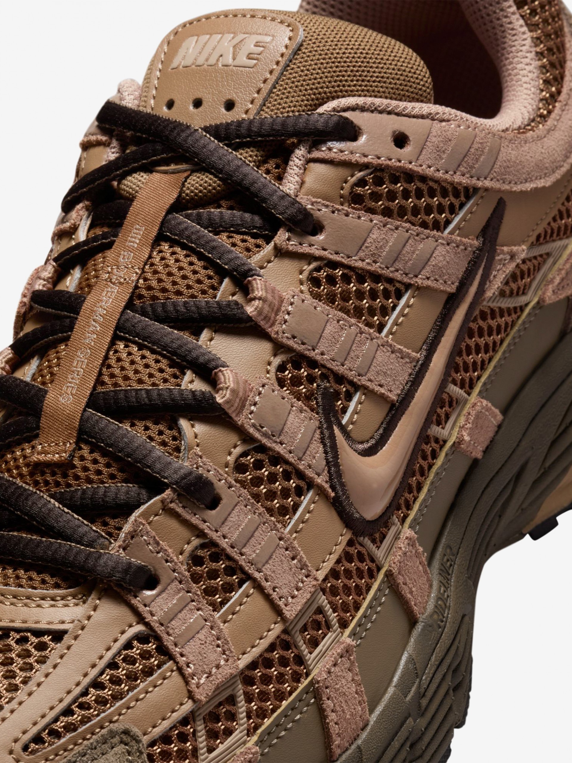 Sapatilhas Nike P-6000 Castanhas Em Camurça Para Homem