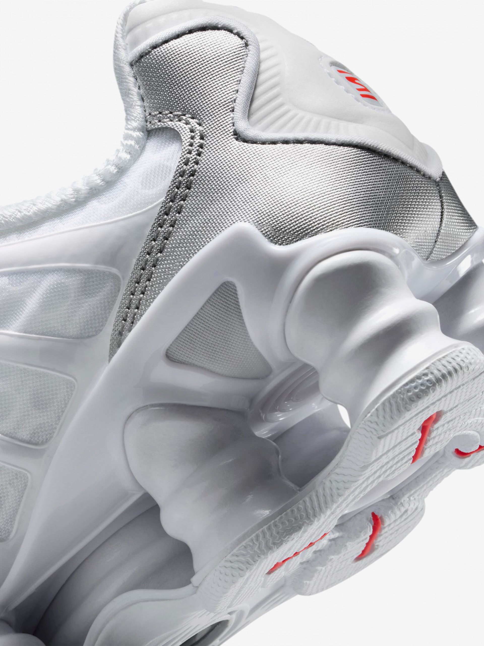 Sapatilhas Nike Shox TL Brancas e Prateadas Júnior
