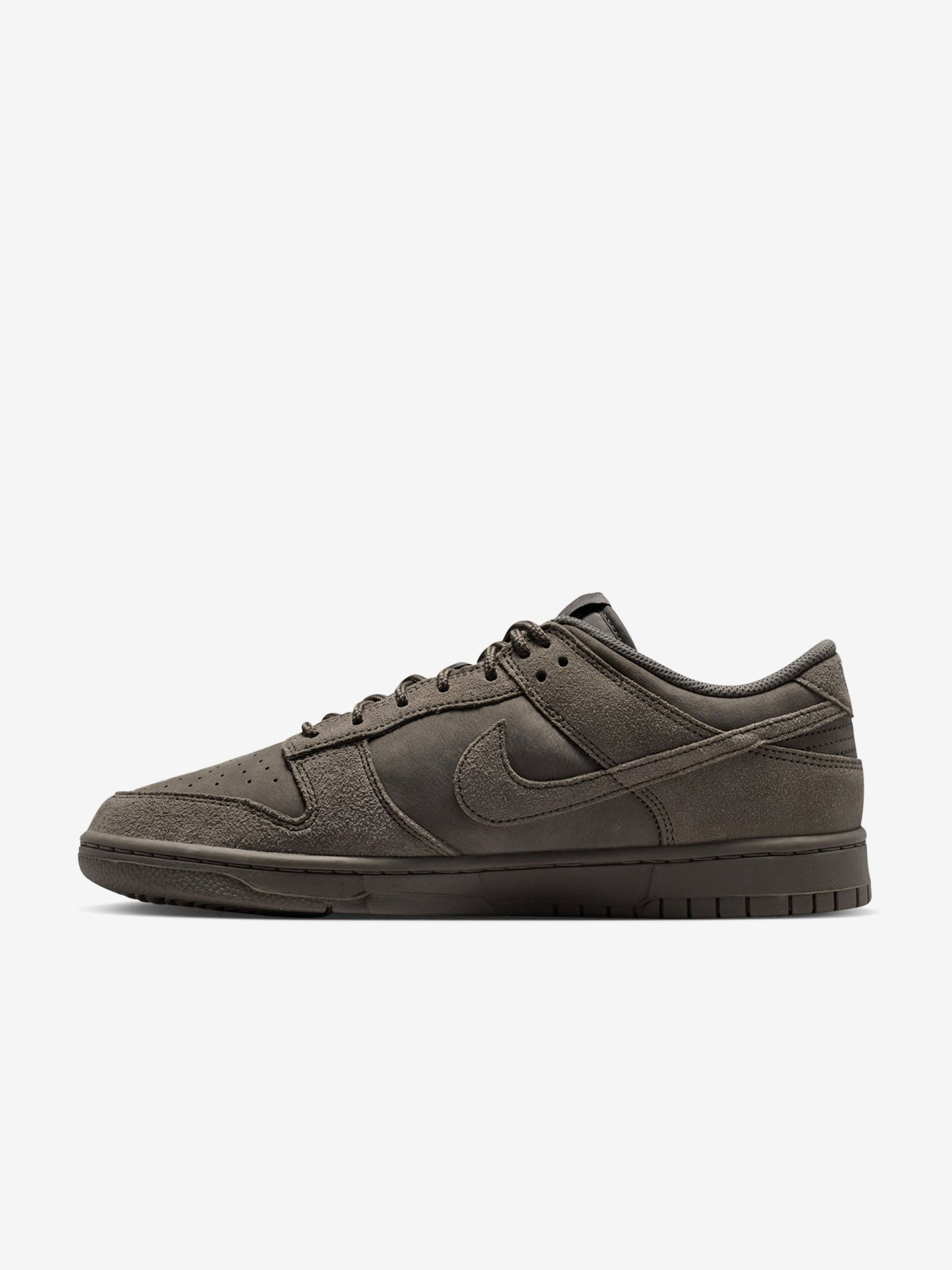 Nike Dunk Low Retro SE Grey Suede Sneakers For Men