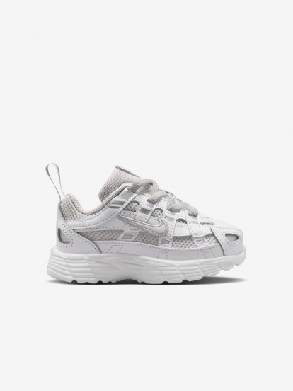 Zapatillas Nike P-6000 Blancas y Plateadas Para Beb�
