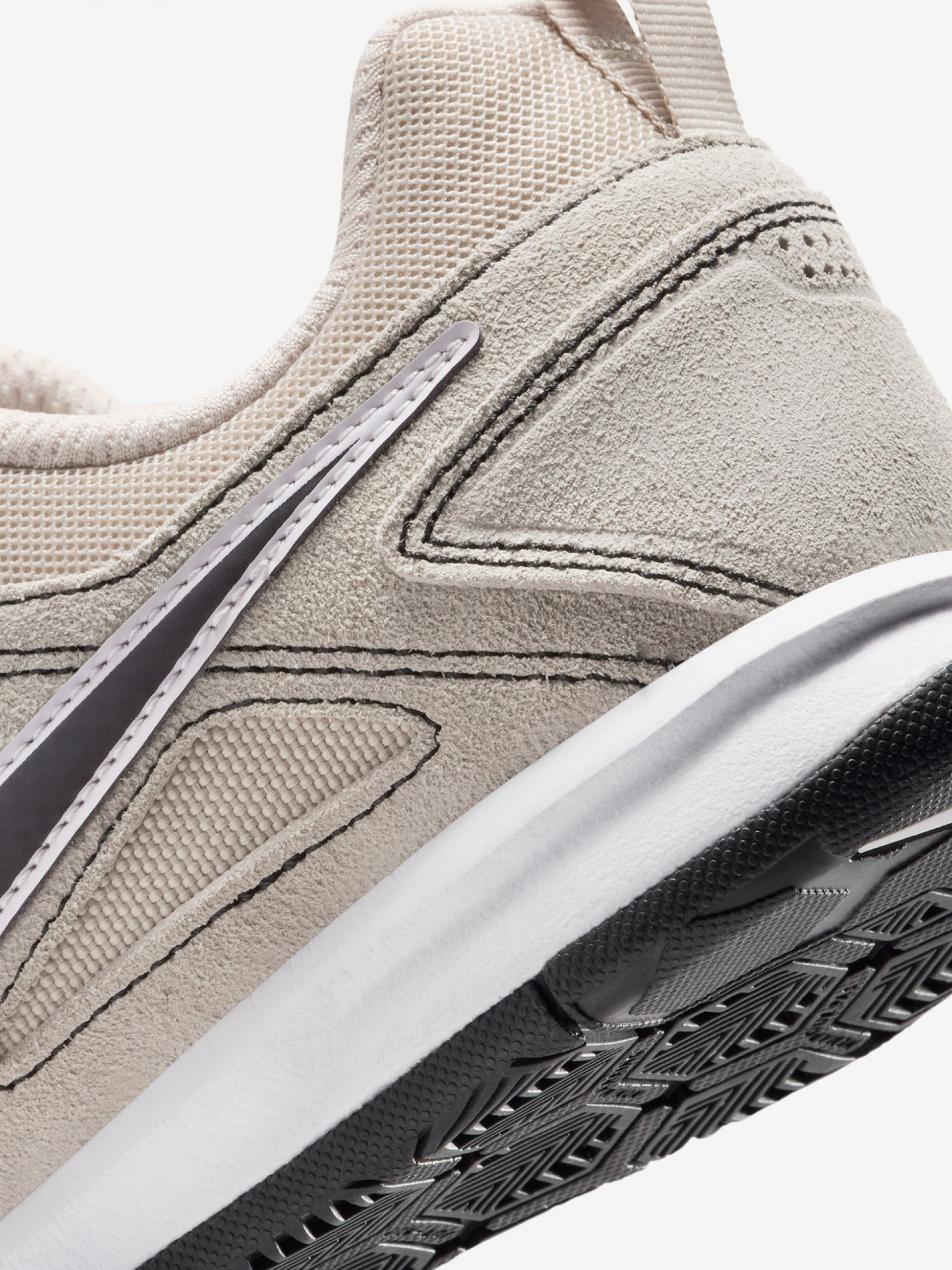 Sapatilhas Nike Gato Bege Em Camurça Júnior