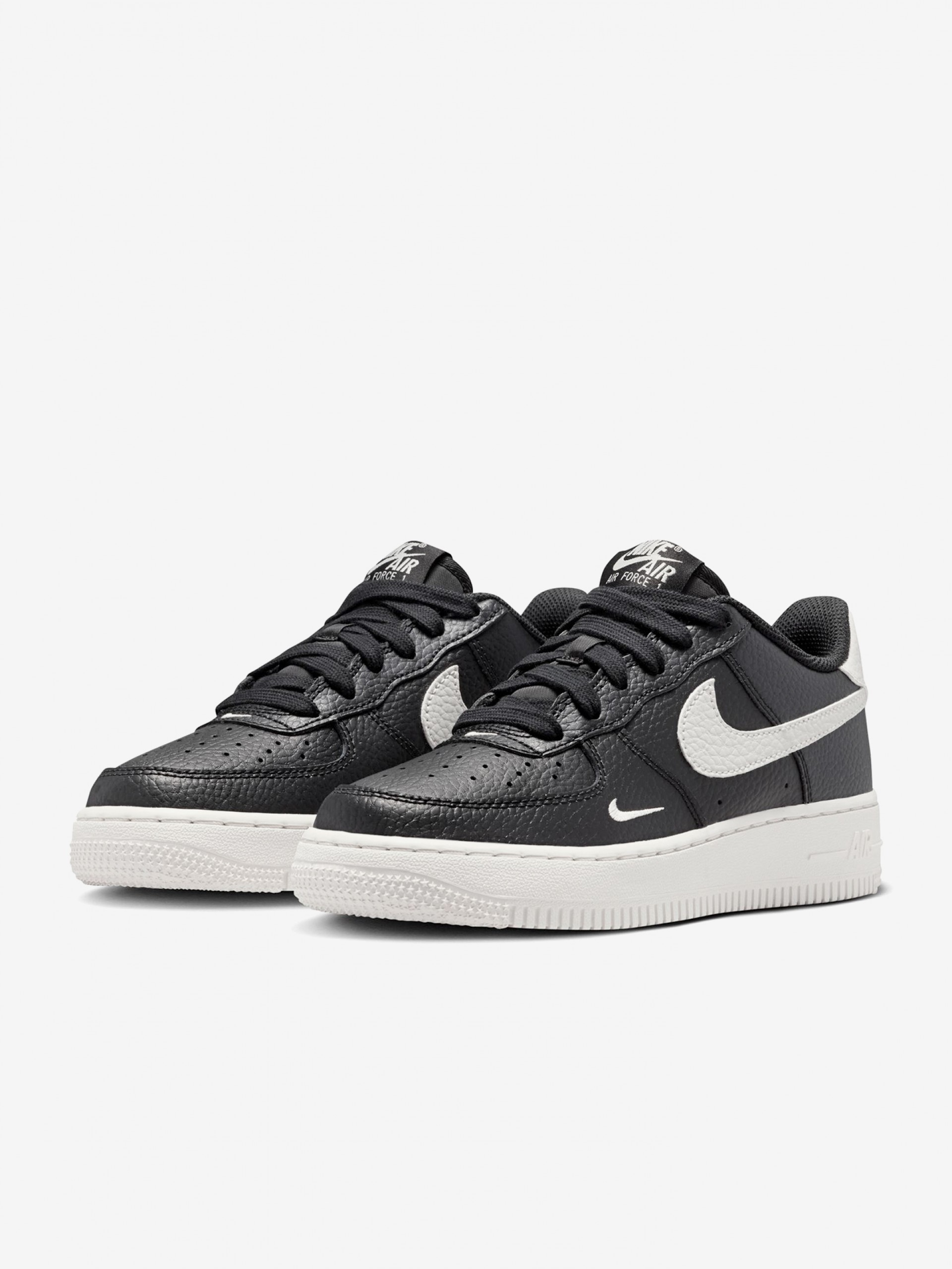 Zapatillas Nike Air Force 1 Negras y Blancas Júnior