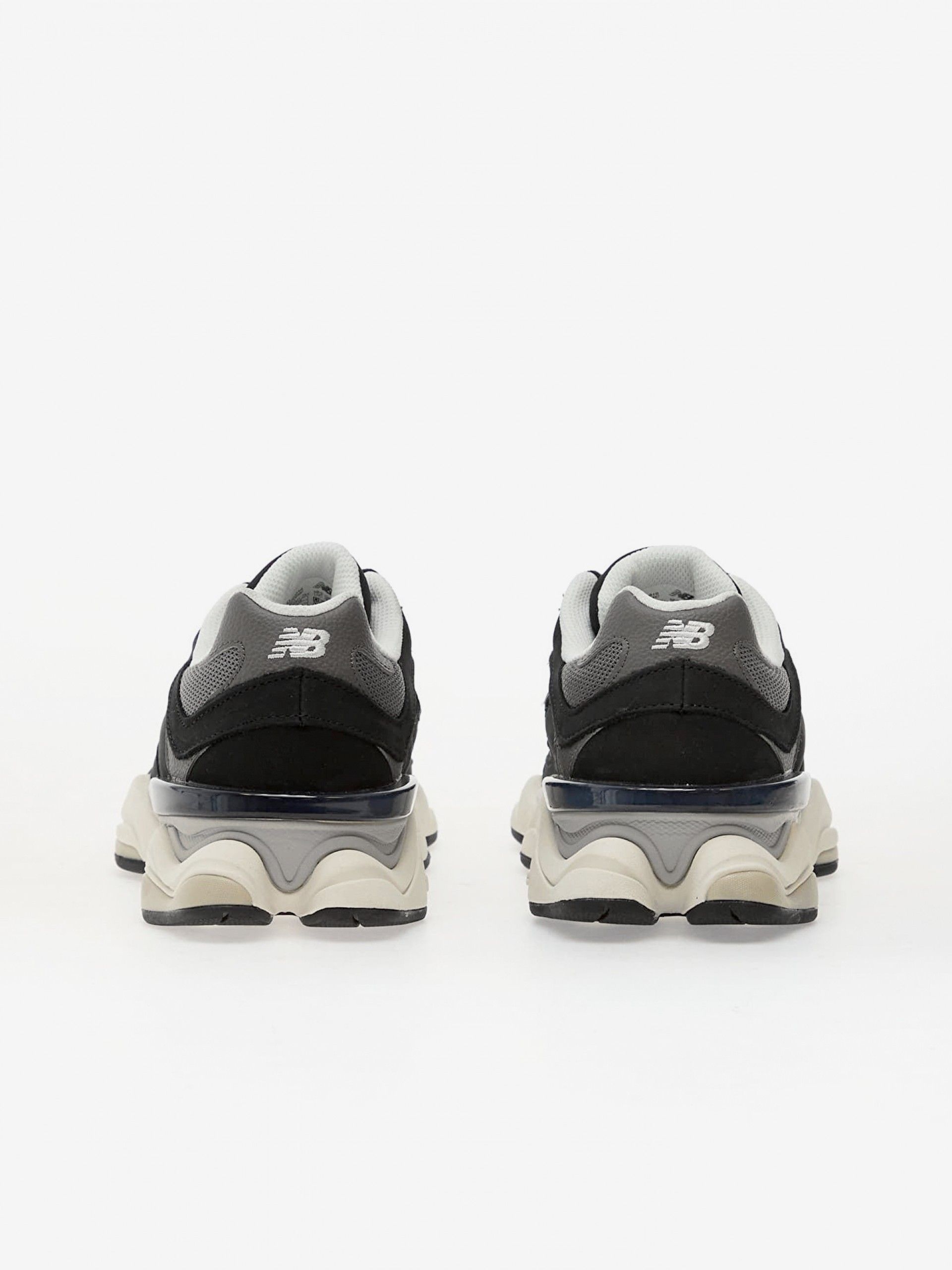 New Balance U9060 V1 Black and Grey Sneakers