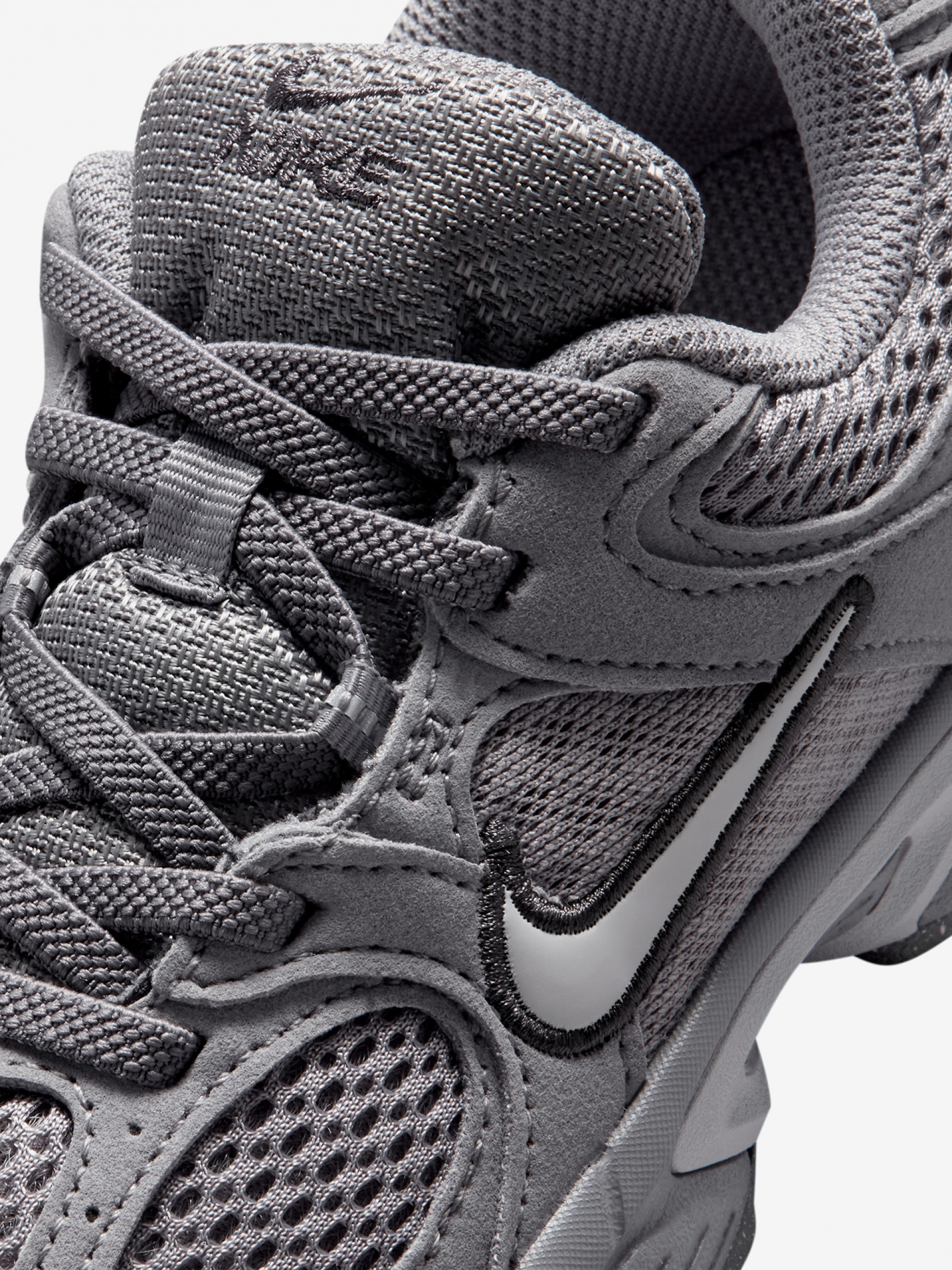 Nike V5 RNR Grey Suede Sneakers For Children