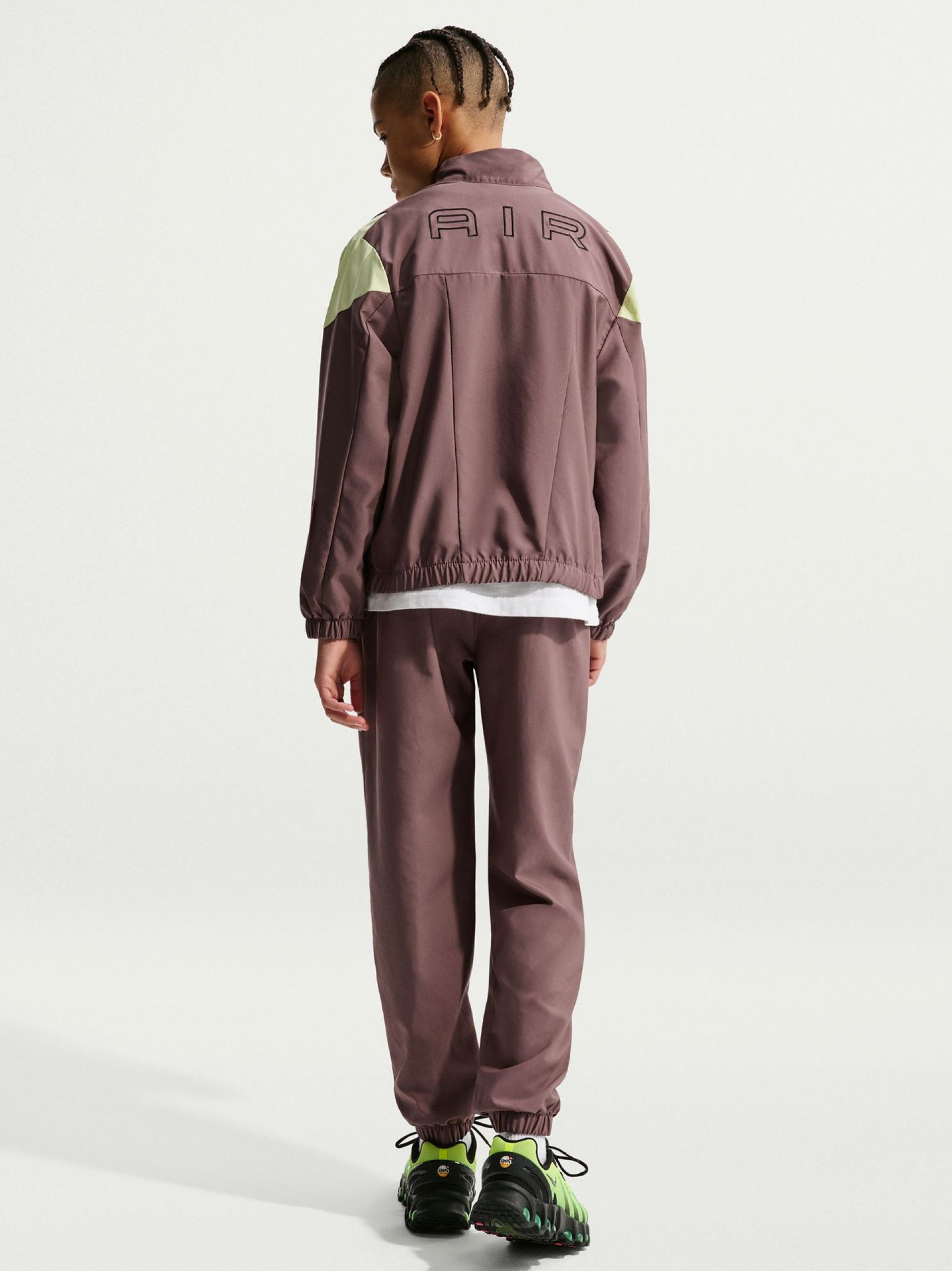 Fato de Treino de Futebol Nike Kylian Mbappé Júnior Castanho