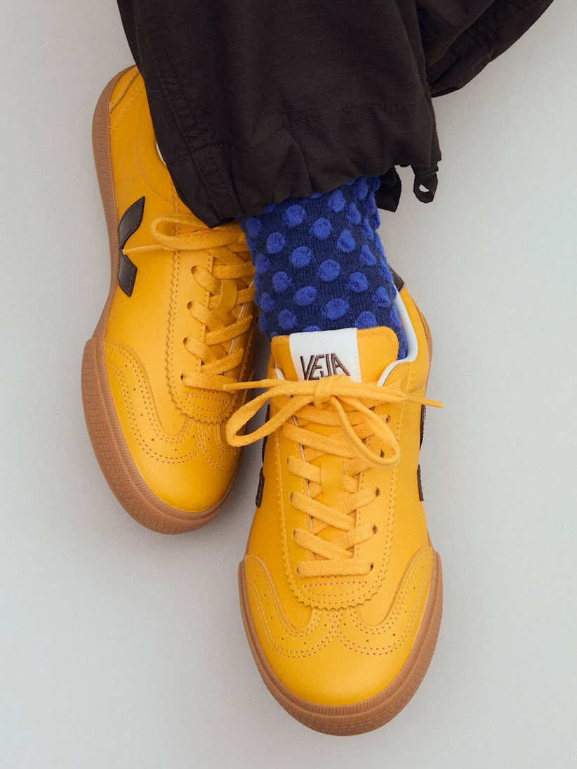 Sapatilhas VEJA Volley Amarelas e Castanhas