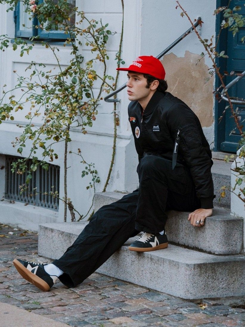 Sapatilhas Morrison Moma Caviar Pretas e Bege Para Homem