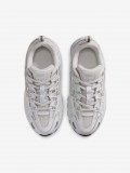 Zapatillas Nike P-6000 Blancas y Plateadas Para Ni�o