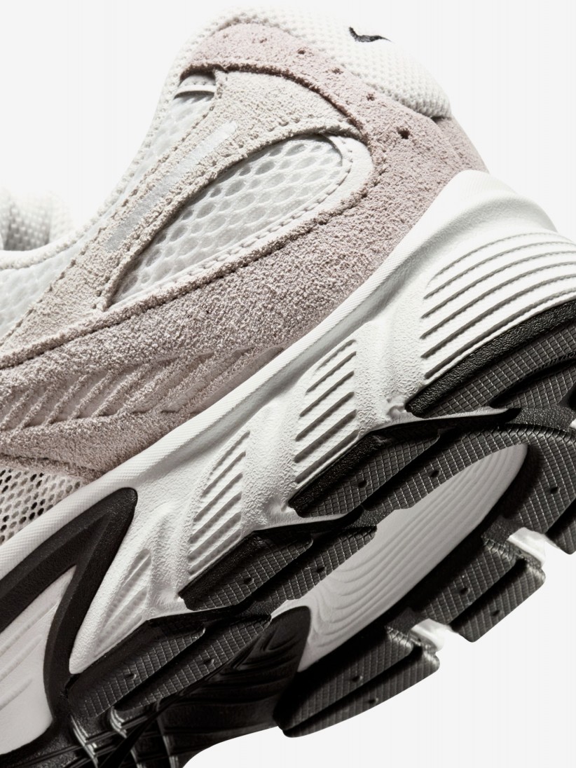 Zapatillas Nike V5 RNR Blancas y Grises Con Gamuza Para Hombre