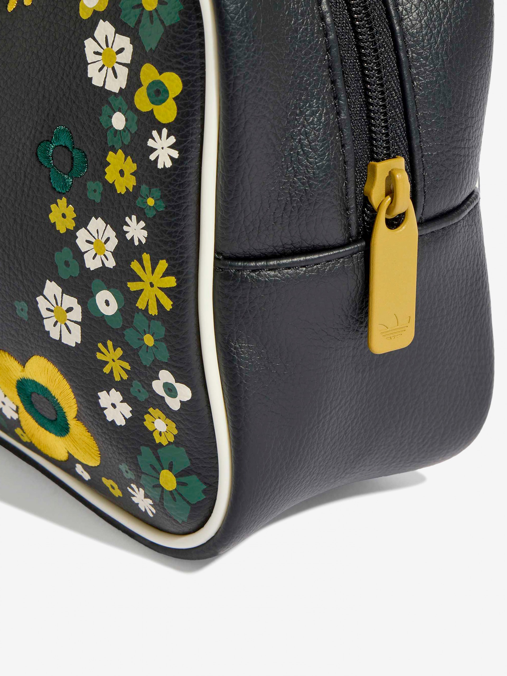 Adidas Airliner Elongated x Liberty London W Black Purse