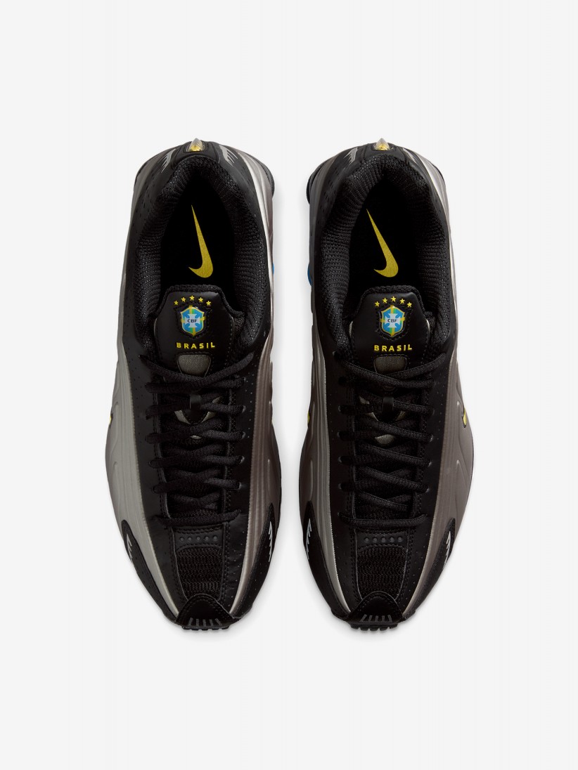 Nike Shox R4 Silver and Black Sneakers For Men