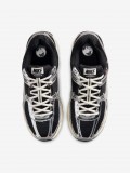 Sapatilhas Nike Zoom Vomero 5 Pretas e Prateadas Para Homem