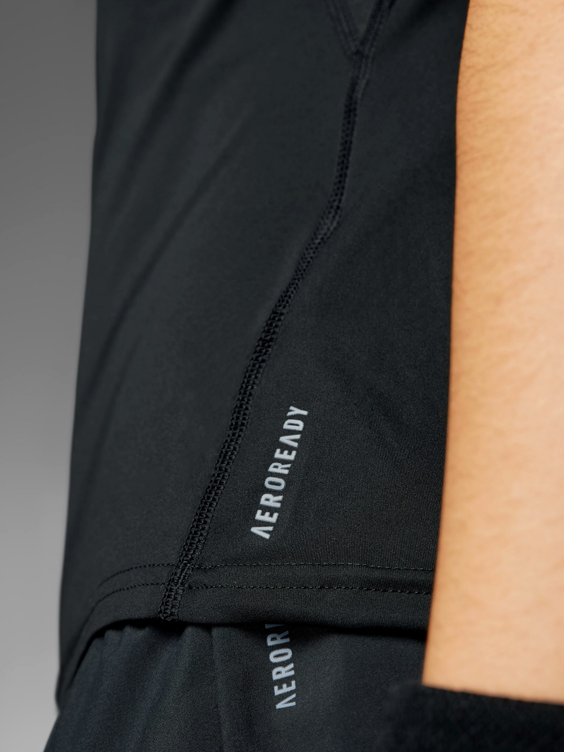 T-shirt de Running Adidas Adizero Essentials W Preta