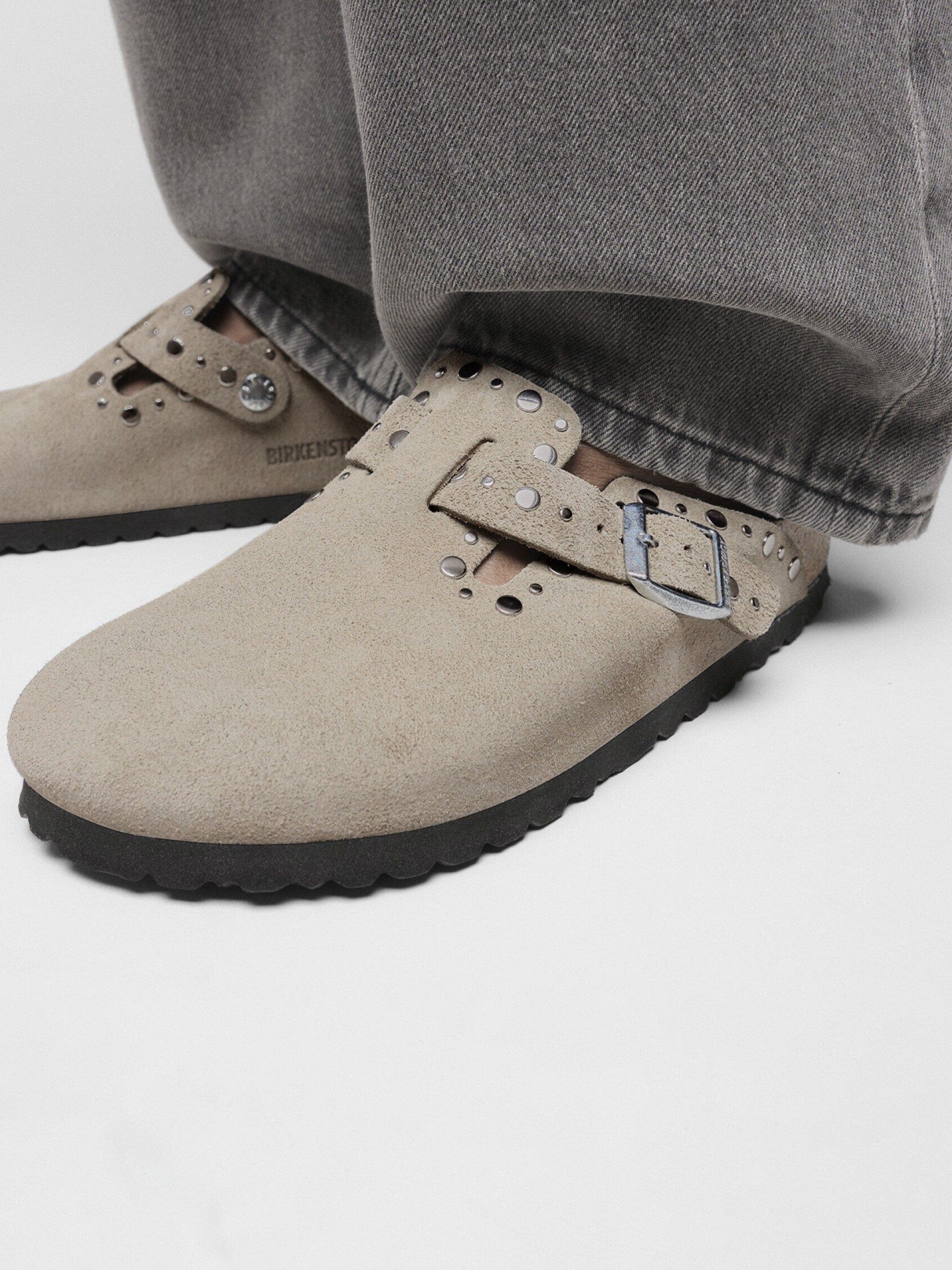Birkenstock Boston Rivets Suede Beige Slides