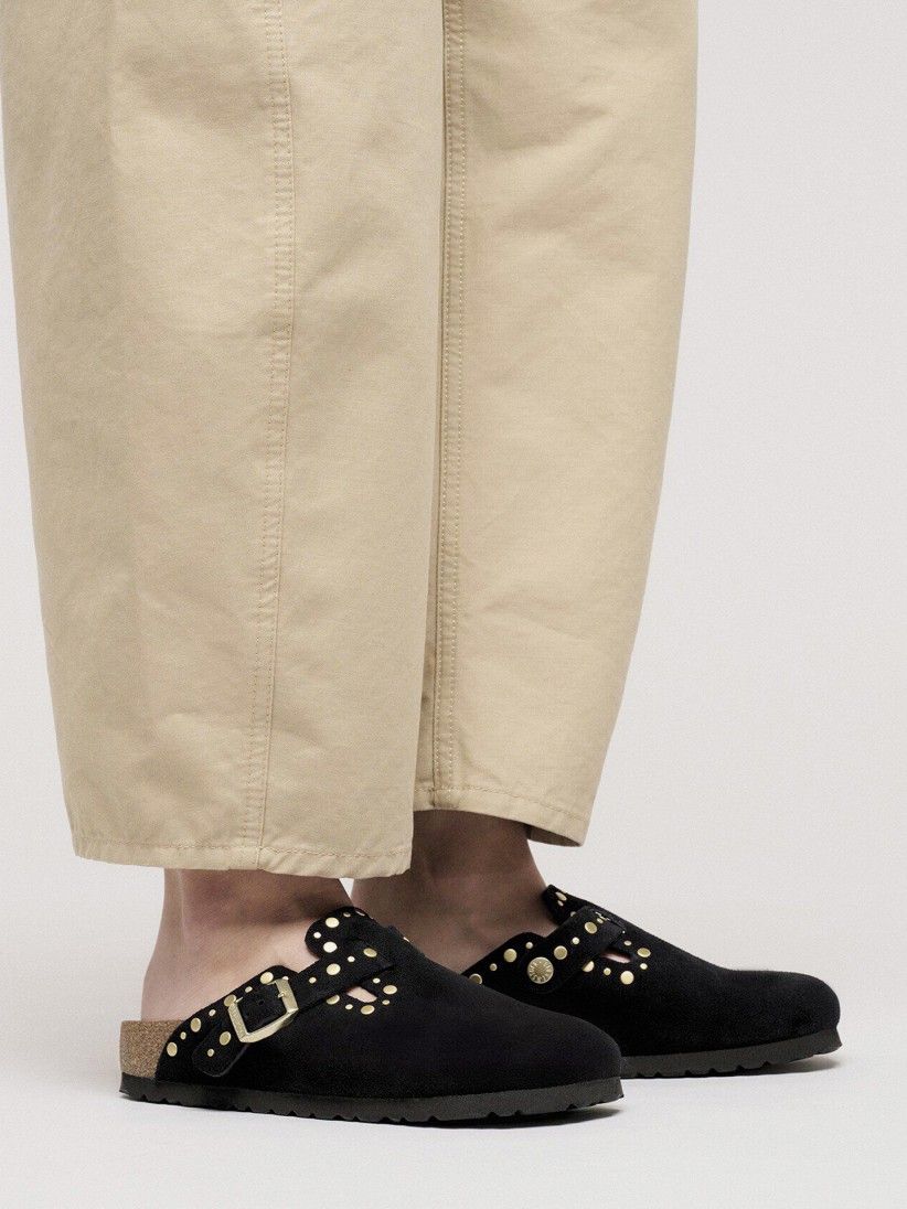 Chinelos Birkenstock Boston Rivets Couro em Camur�a Pretos