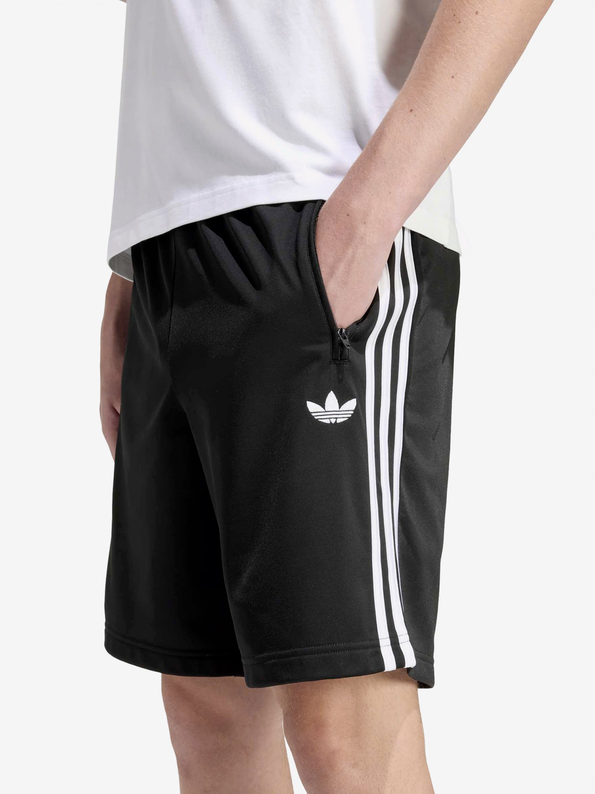 Pantalones Cortos Adidas Firebird Negros y Blancos