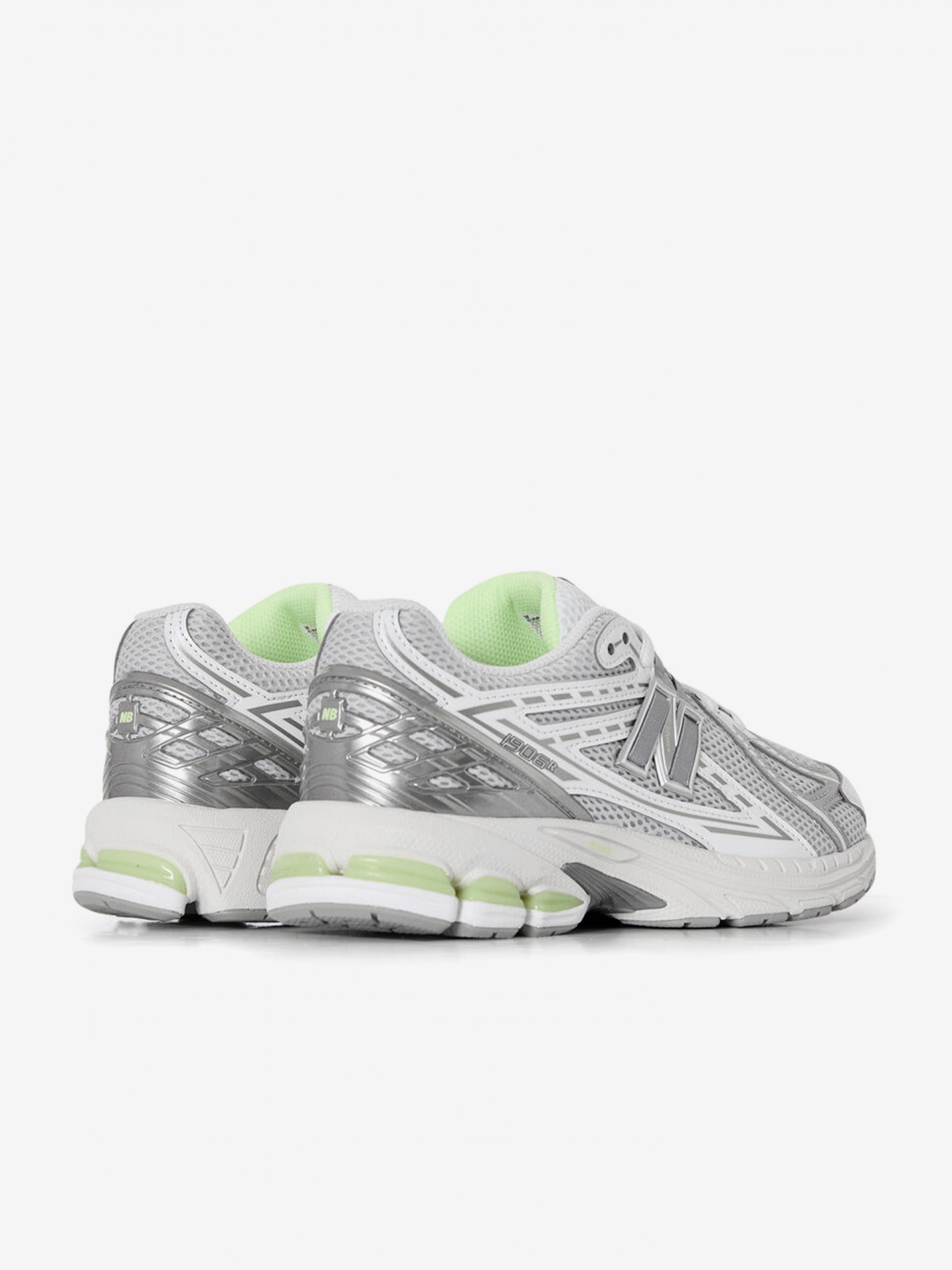 Zapatillas New Balance G1906 V1 Blancas y Plateadas J