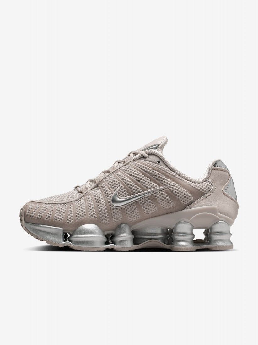 Zapatillas Nike Shox TL SE Beige y Plateadas Para Mujer