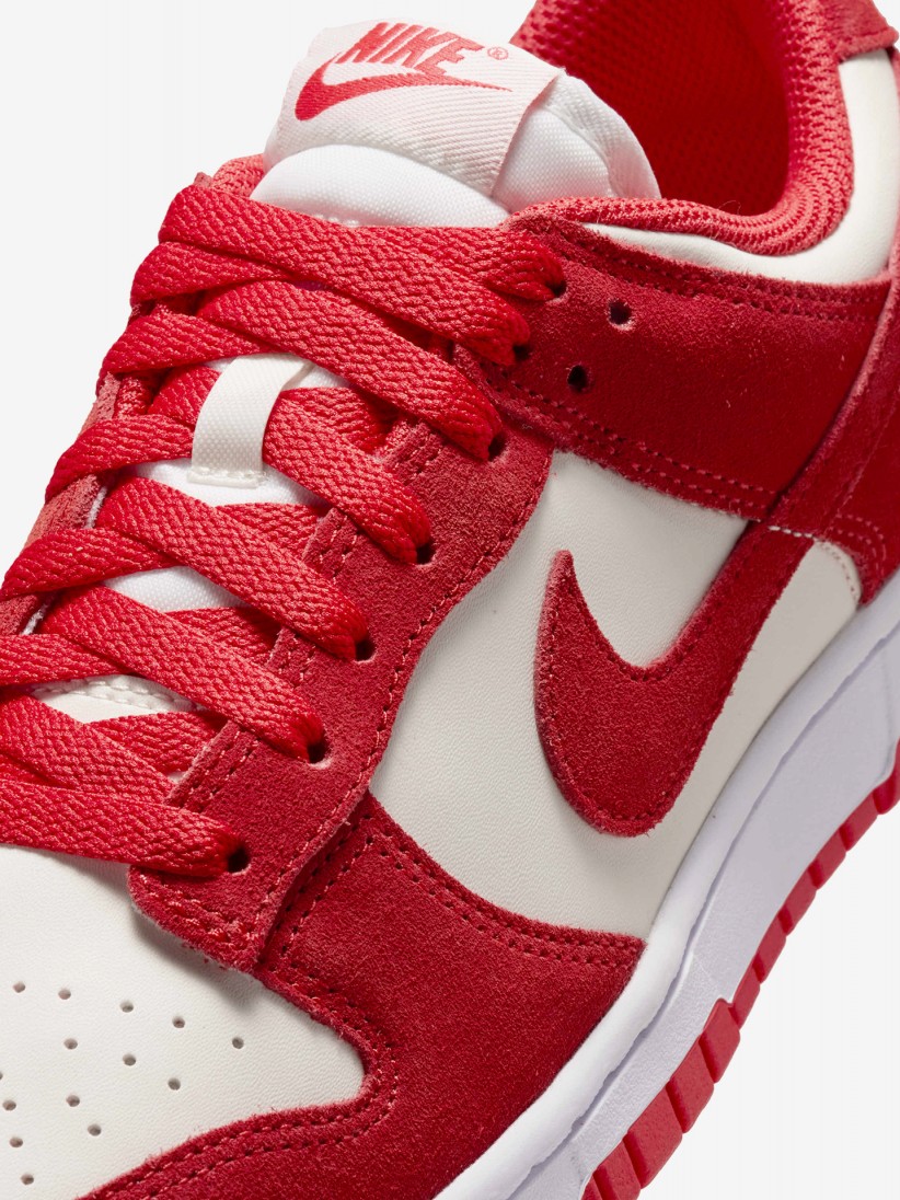 Zapatillas Nike Dunk Low SE Rojas y Beige Para Mujer