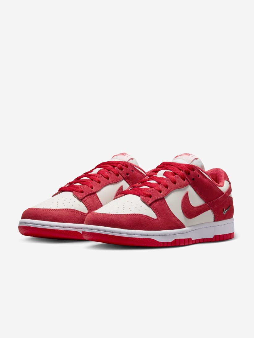 Zapatillas Nike Dunk Low SE Rojas y Beige Para Mujer