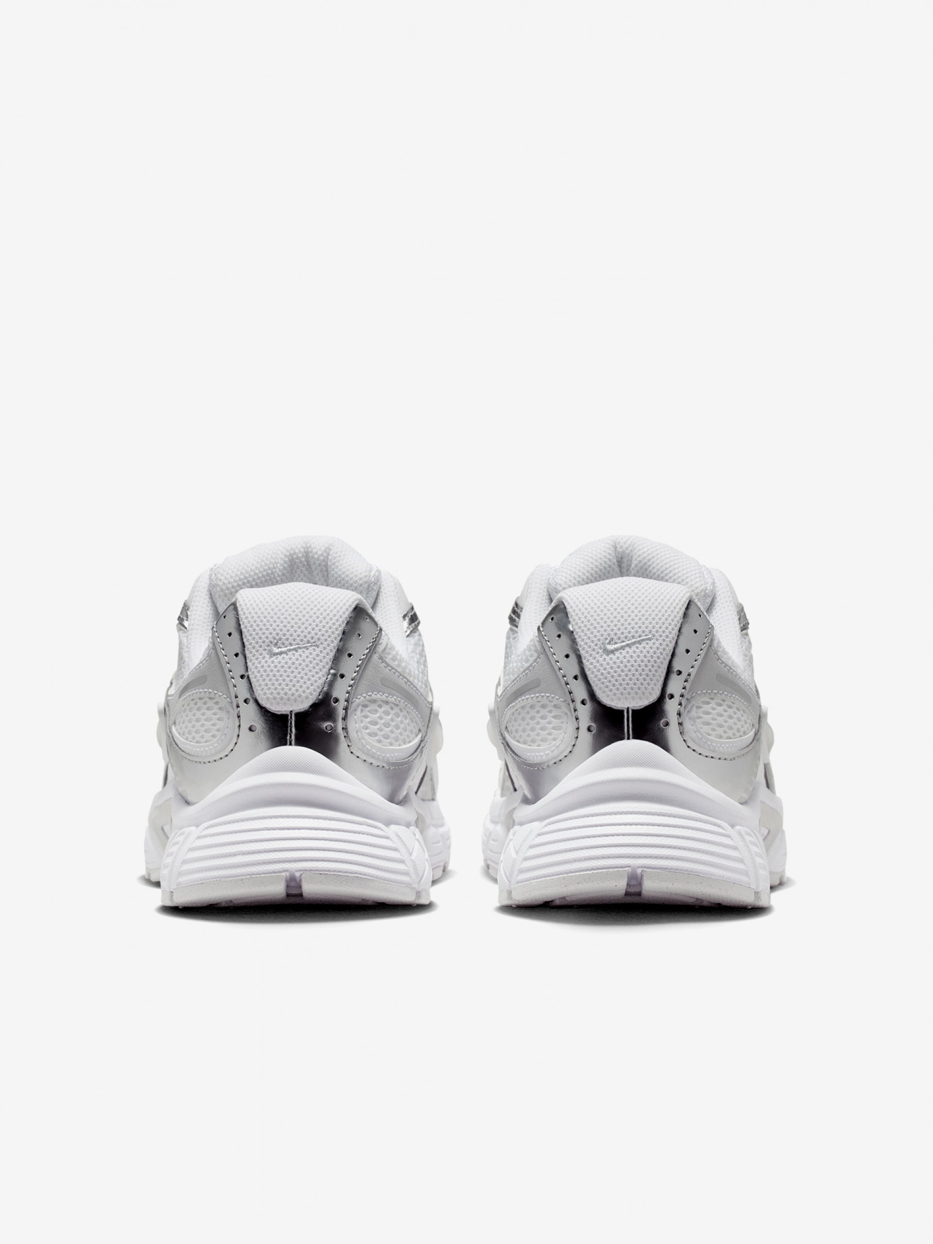 Sapatilhas Nike V5 RNR Brancas e Prateadas Para Mulher