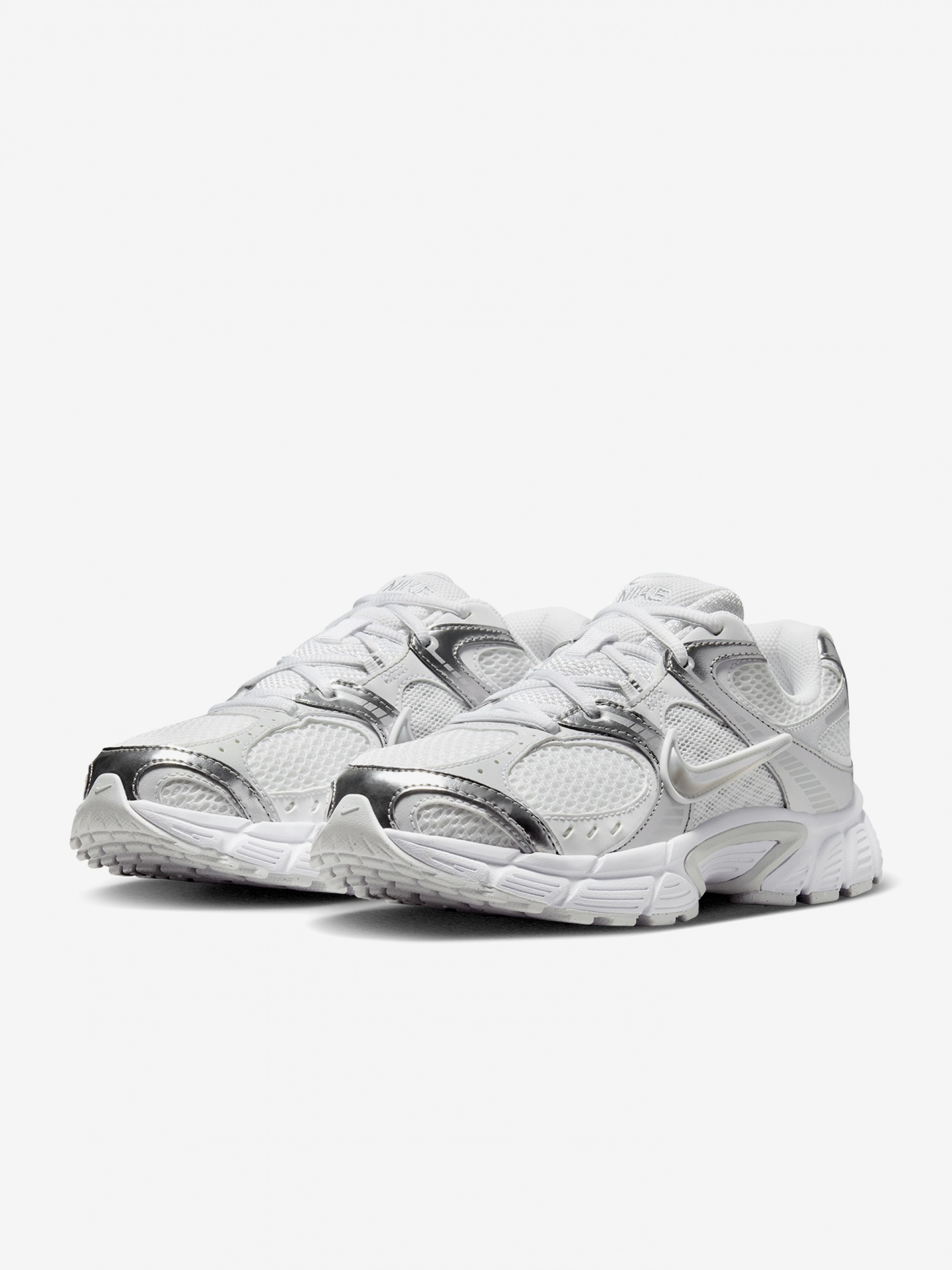 Sapatilhas Nike V5 RNR Brancas e Prateadas Para Mulher