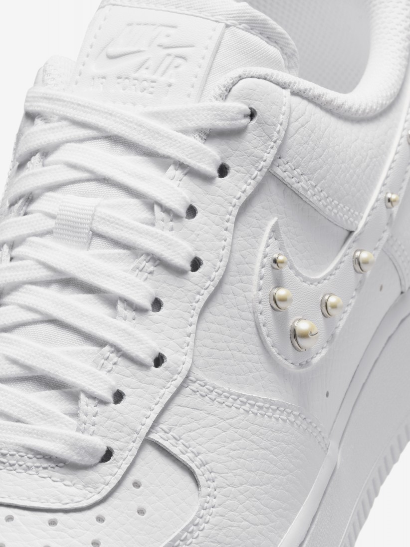 Nike Air Force 1 07 Low White Sneakers For Women