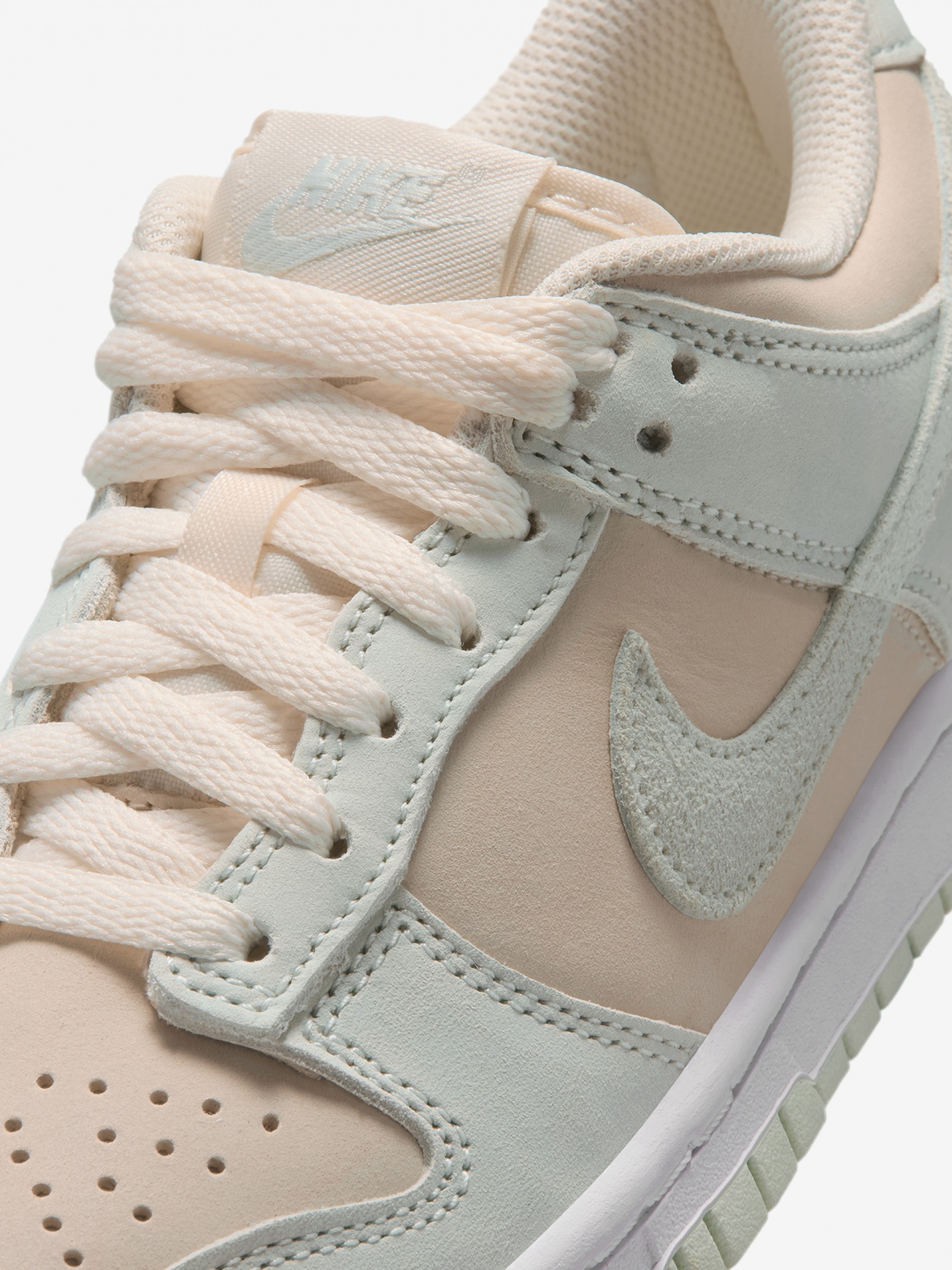 Sapatilhas Nike Dunk Low Bege, Azuis e Verdes Nobuck Júnior