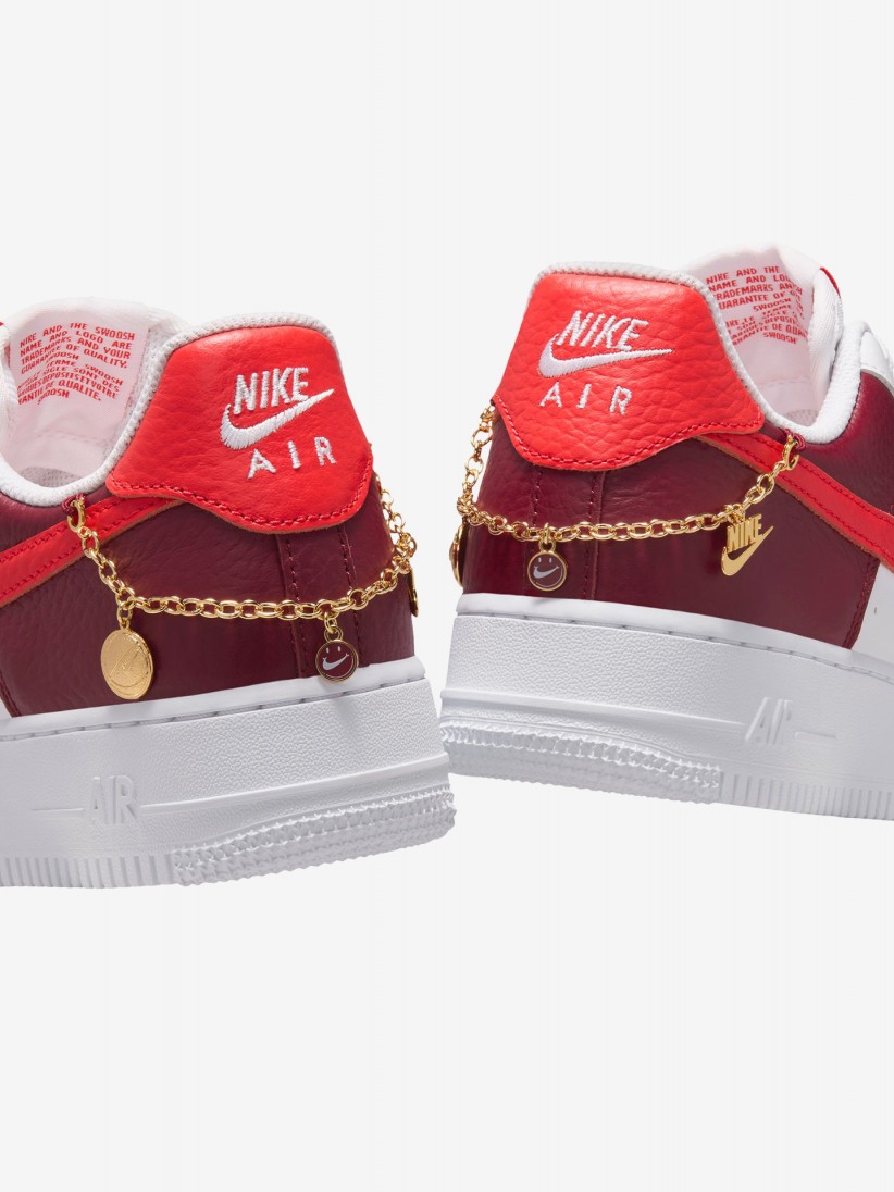 Sapatilhas Nike Air Force 1 07 Low Brancas, Bordeaux e Vermelhas Para Mulher