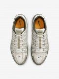 Sapatilhas Nike P-6000 Verdes e Brancas Para Homem