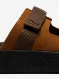 Chinelos Veja Arpoador Camel e Castanhos Em Camur�a
