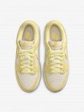 Sapatilhas Nike Dunk Low SE Amarelas e Bege Para Mulher