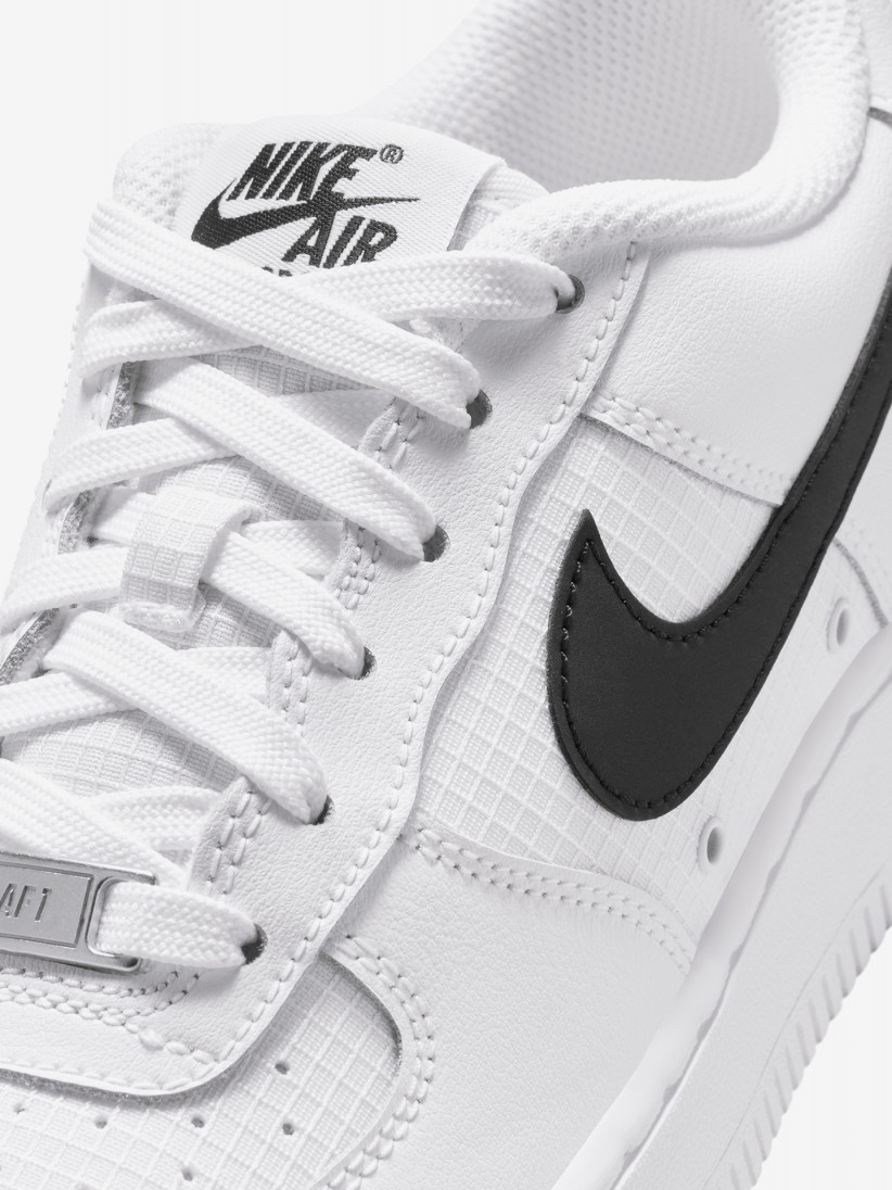 Sapatilhas Nike Air Force 1 Low Tech Brancas e Pretas J�nior