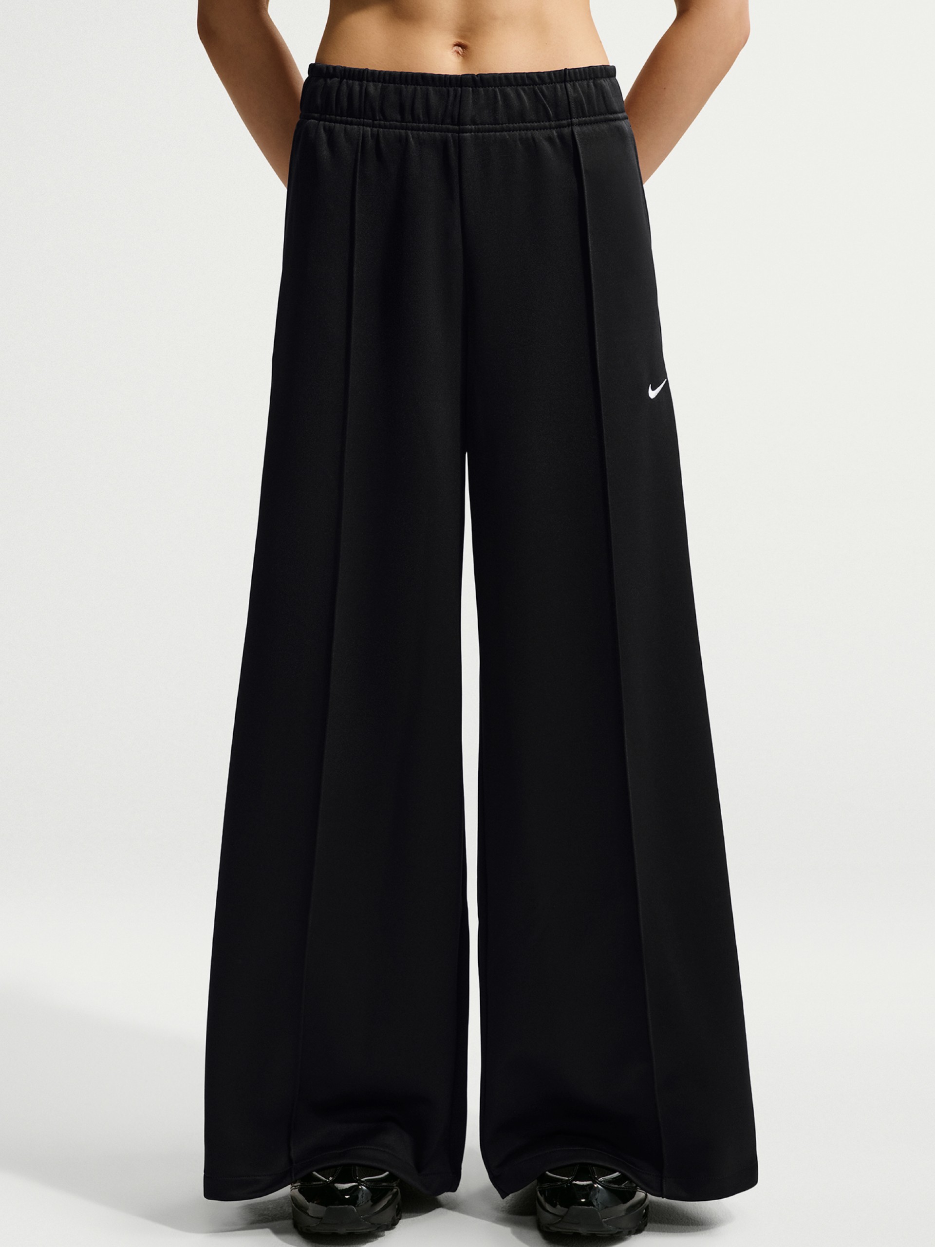 Nike Sportswear Wide Leg Mid-Rise Black Trousers For Women