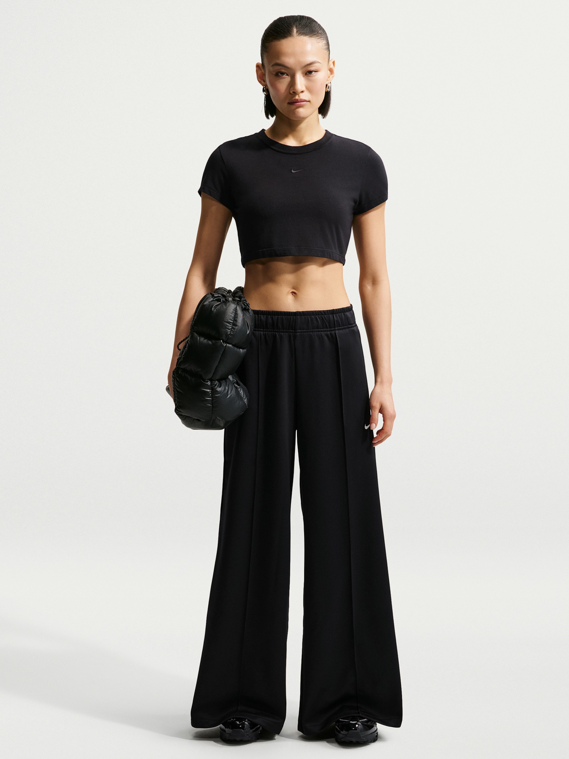 Nike Sportswear Wide Leg Mid-Rise Black Trousers For Women